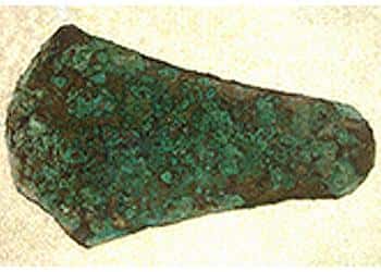 5000-years-old-bronze-axe-head-2