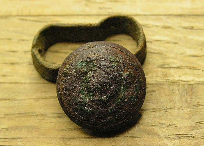 another-rare-civil-war-confederate-uniform-button-2