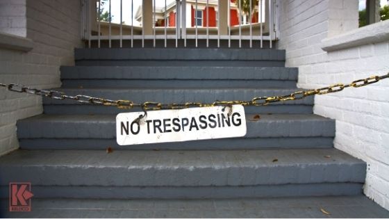 No Trespassing